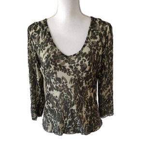 𝅺EXPRESS semi sheer camo top with rhinestone accent. V-Neck. Sz. L‎